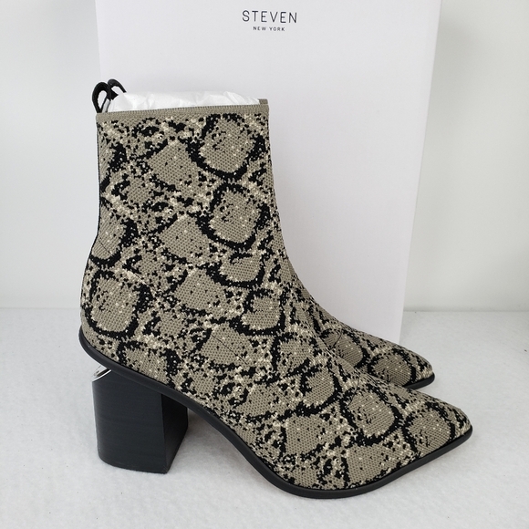 Steven N.Y. Nikia Multi Color Snake Print Fabric Notch Out Heel Boot Sz 8 & 8.5 - Picture 3 of 15